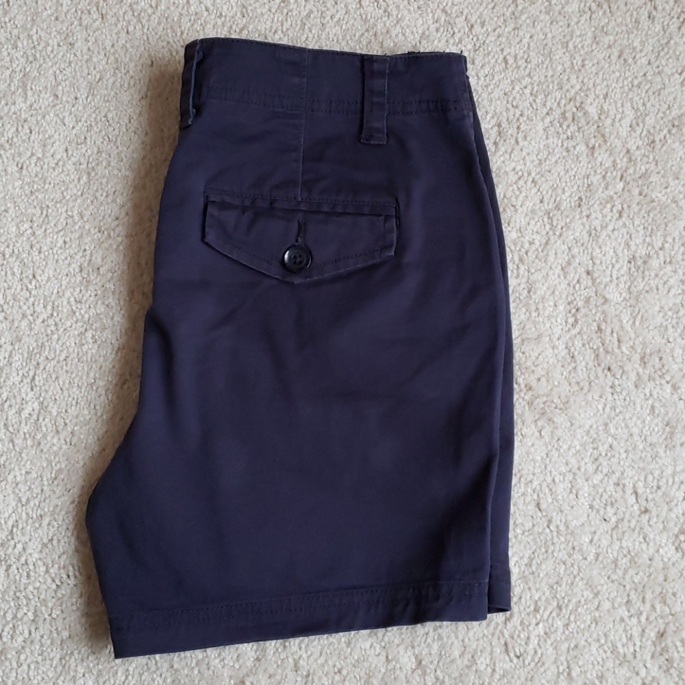 St John's Bay Women's Navy Short size 8